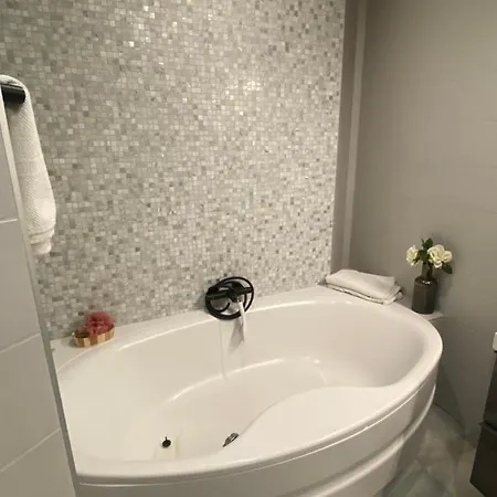 Apartment A Deux Pas De Champs Elysees /Arc De Triomphe Paris